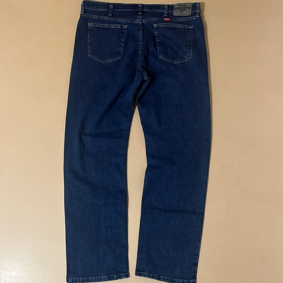 Wrangler Performance Jeans - Picture 6 of 8